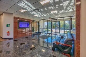 1952 Mcdowell Rd, Naperville, IL for lease Interior Photo- Image 2 of 4