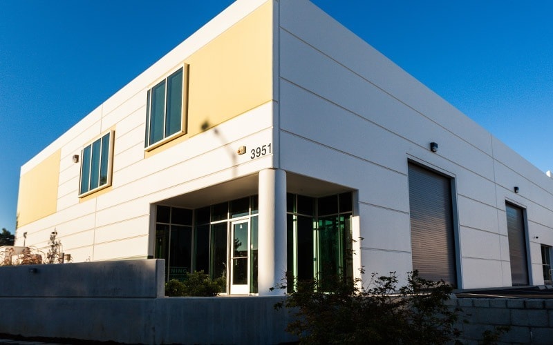 3951 Industrial Way, Concord, CA for lease - Primary Photo - Image 1 of 4
