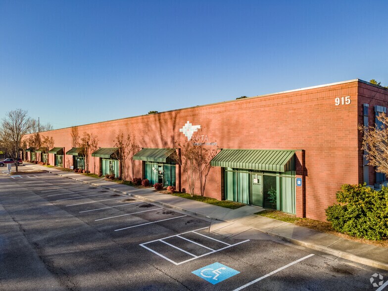 915 B Interstate Ridge Dr, Gainesville, GA à louer - Photo principale - Image 1 de 4