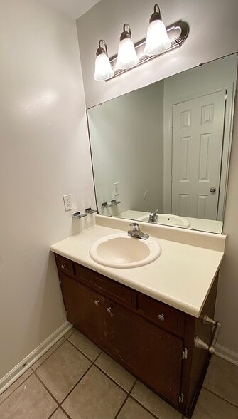 1500 Ascent Trl NW, Huntsville, AL for sale - Interior Photo - Image 2 of 55