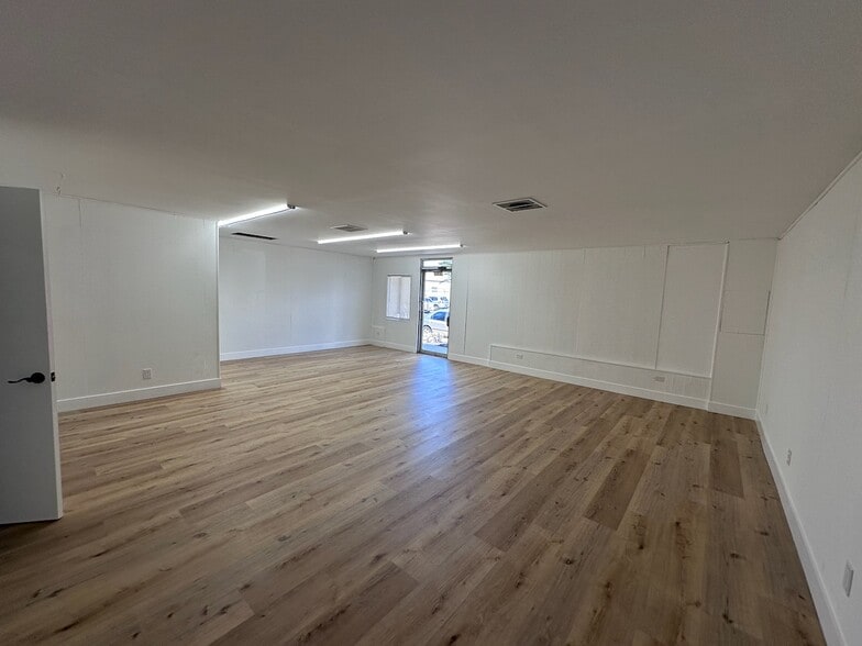 7324 Madison St, Paramount, CA à vendre - Photo du bâtiment - Image 3 de 9