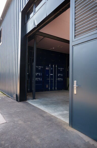 Courtlands Rd, Eastbourne à louer - Photo du bâtiment - Image 3 de 9