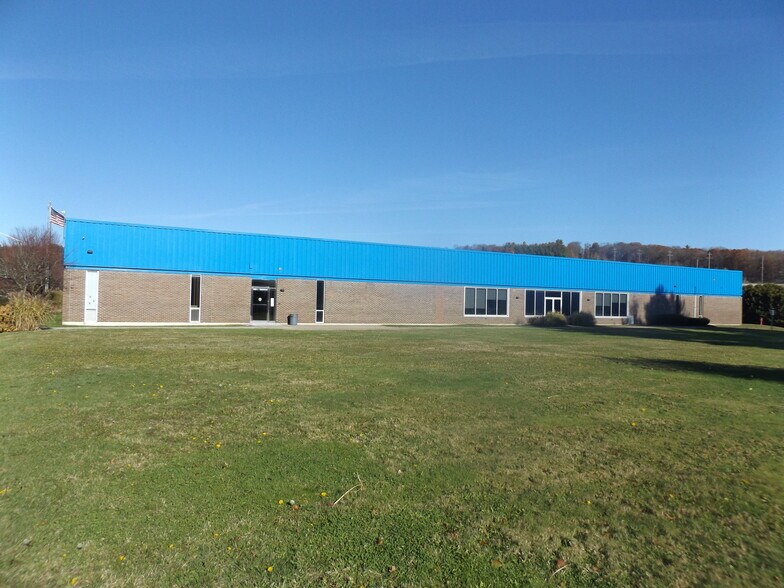 29 Industrial Park Dr, Binghamton, NY à vendre - Photo du bâtiment - Image 2 de 7