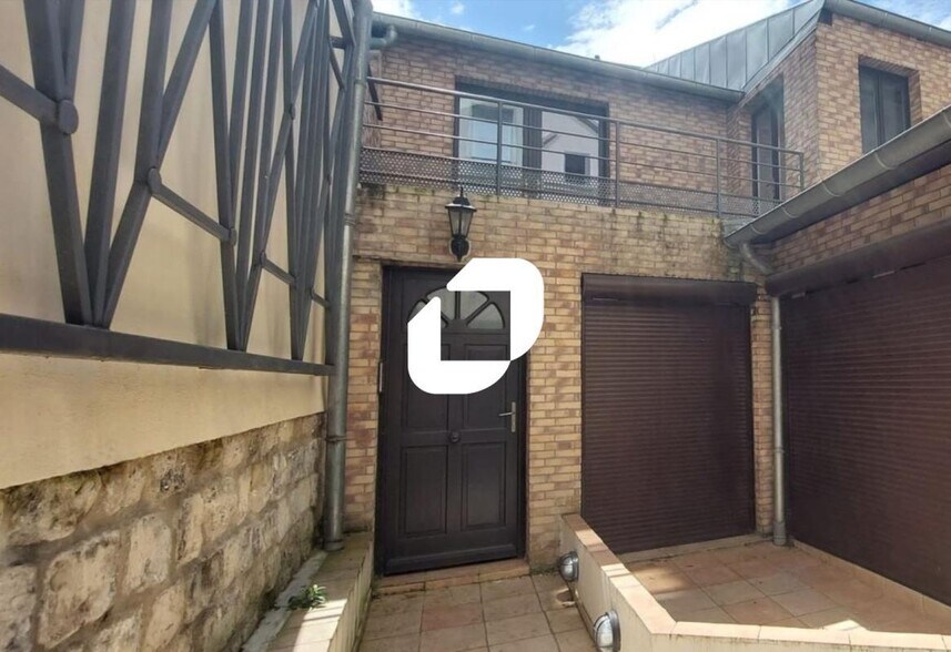 11 Rue De Nantes, Paris for sale - Building Photo - Image 2 of 7