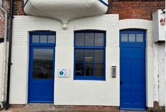 Plus de détails pour 89 Wharncliffe Rd, Grimsby - Commerce de détail à louer