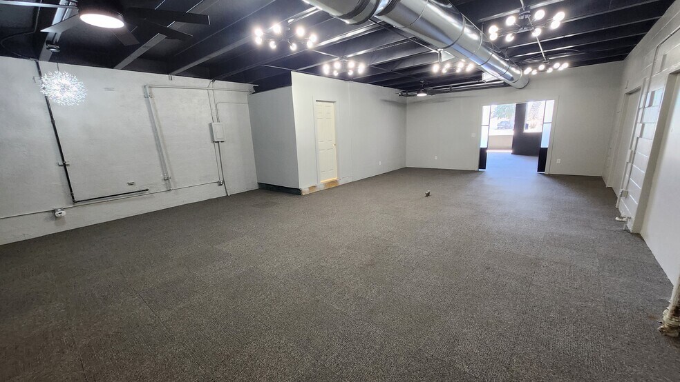 165 E Anderson St, Idaho Falls, ID for lease - Interior Photo - Image 2 of 4
