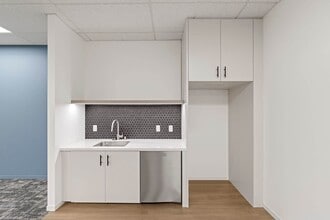 1 Jenner, Irvine, CA for lease Interior Photo- Image 1 of 7