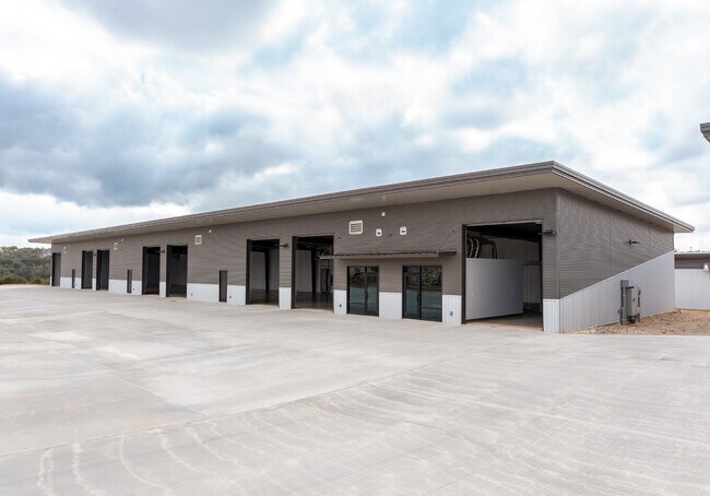 More details for 1900 S Cranes Mill Rd, New Braunfels, TX - Flex, Industrial for Lease