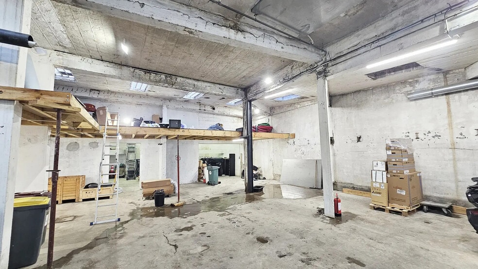 Local d'activités dans Champigny-sur-Marne à vendre - Photo intérieure - Image 2 de 14
