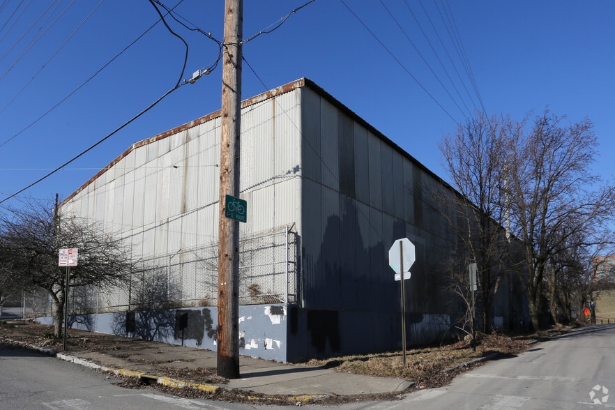 146 N Clay St, Louisville, KY for lease - Building Photo - Image 2 of 16