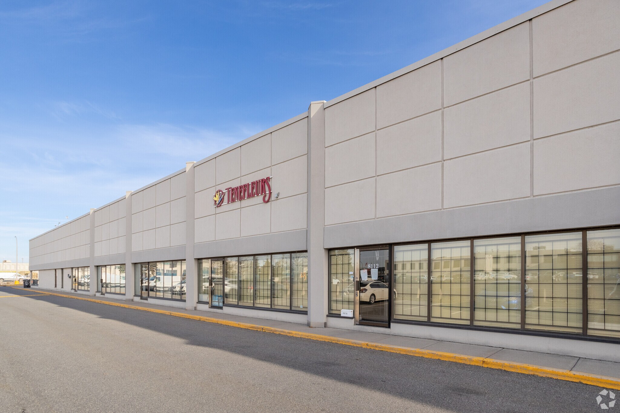 8072-8120 Rte Transcanadienne, Montréal, QC à vendre Photo du bâtiment- Image 1 de 1