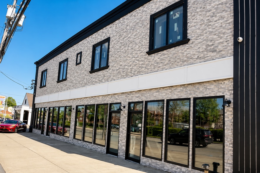 429-433 Piaget Ave, Clifton, NJ for lease - Building Photo - Image 3 of 5