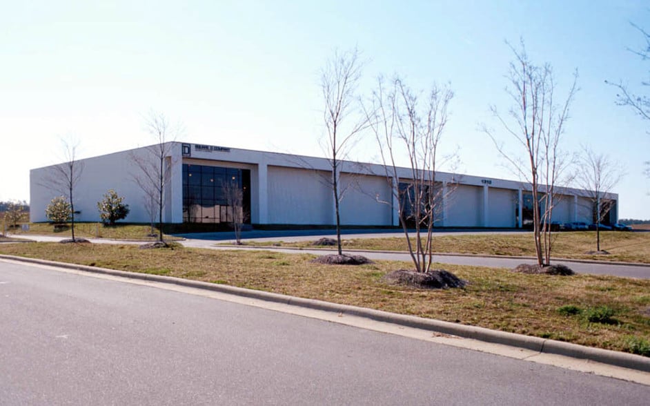 1310 Airport Blvd, Monroe, NC for lease - Building Photo - Image 2 of 10