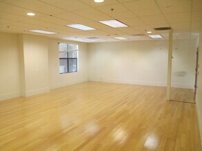 123-125 Park Pl, Richmond, CA for lease Interior Photo- Image 2 of 5