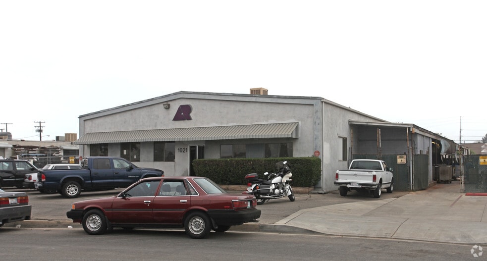 1021 W Kirkwall Rd, Azusa, CA for sale - Building Photo - Image 2 of 3