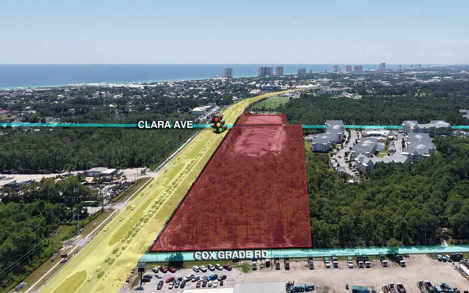 12718 Panama City Beach Pky, Panama City Beach, FL à louer - Photo du bâtiment - Image 3 de 5