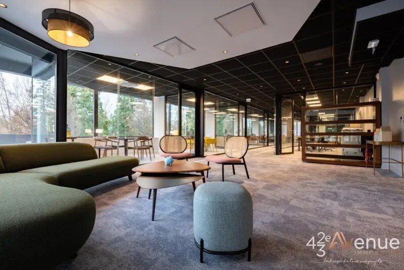 Office in Saint-Étienne for sale Building Photo- Image 1 of 14