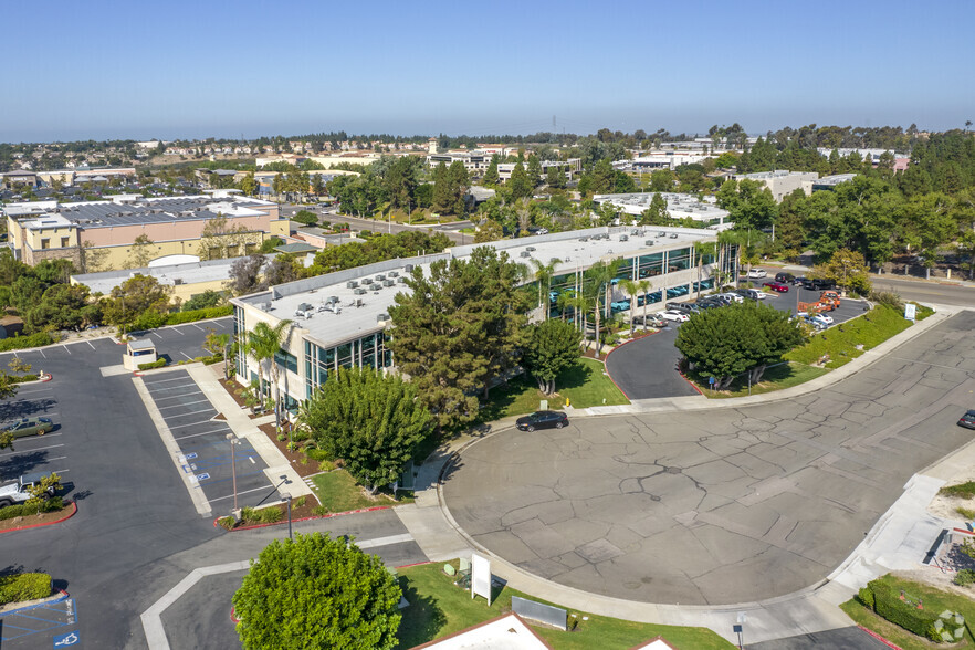 910 Hale Pl, Chula Vista, CA for lease - Aerial - Image 2 of 6