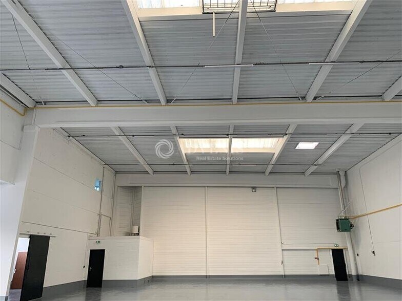 Flex in Bonneuil Sur Marne for lease - Interior Photo - Image 3 of 5
