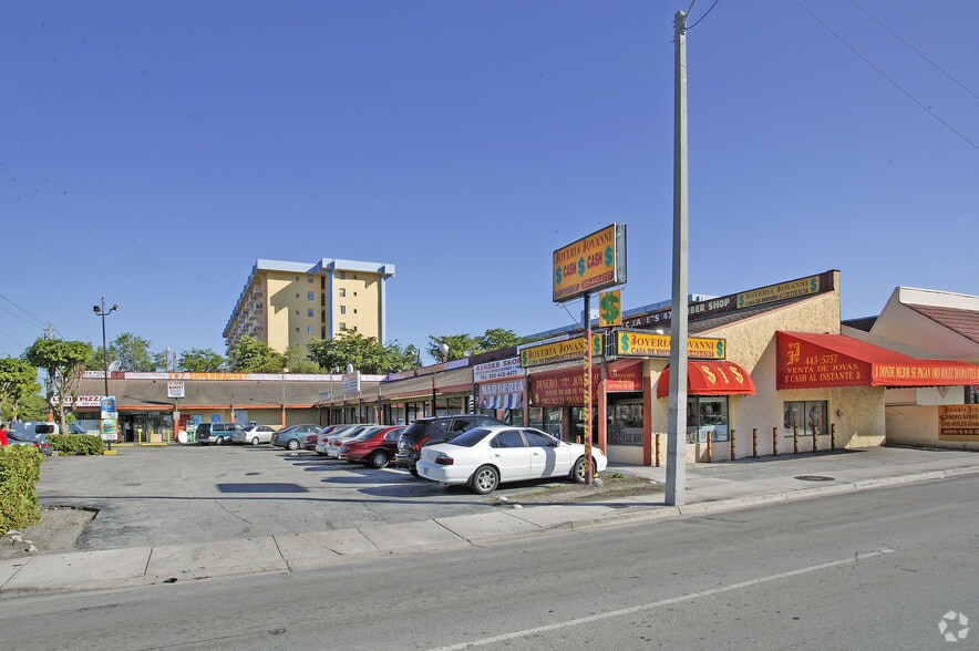 4685 NW 7th St, Miami, FL for sale - Building Photo - Image 2 of 6