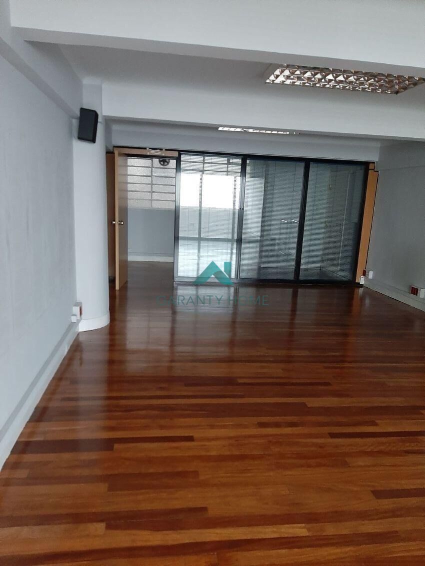 Office in Bilbao, Vizcaya for sale Interior Photo- Image 1 of 6