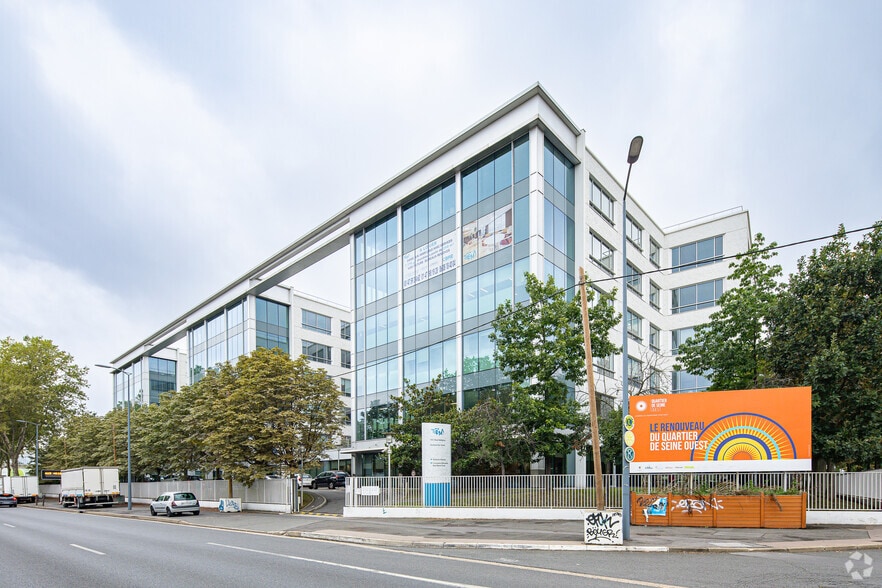 Quai Aulagnier, Asnières-sur-Seine for lease - Primary Photo - Image 1 of 2