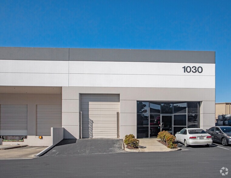 1030 Commercial St, San Jose, CA à louer - Photo du bâtiment - Image 2 de 5