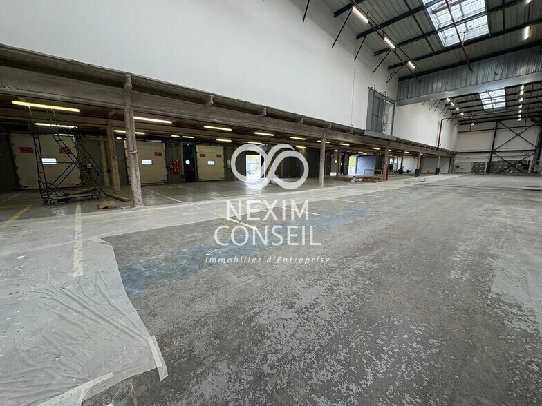 Industrial in Gennevilliers for lease - Building Photo - Image 2 of 12