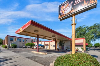 Plus de détails pour 405 W D St, Lemoore, CA - Commerce de détail à vendre
