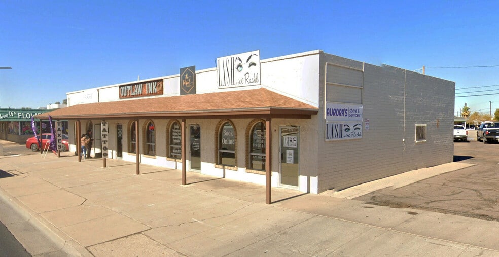 218-220 E Florence Blvd, Casa Grande, AZ à louer - Photo du bâtiment - Image 2 de 4