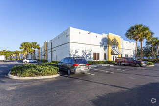 Plus de détails pour 12960 Commerce Lakes Dr, Fort Myers, FL - Industriel/Logistique à louer