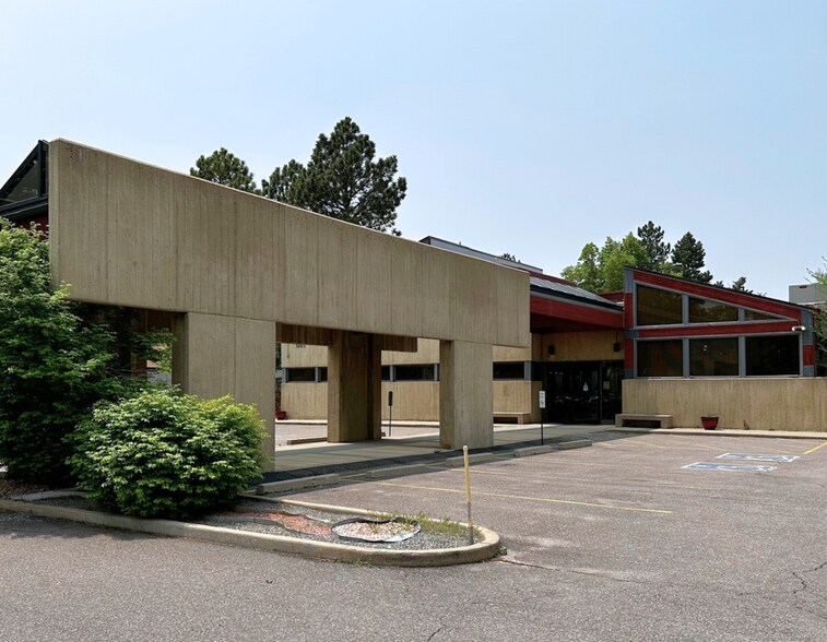 1805 Kipling St, Lakewood, CO à louer - Photo du bâtiment - Image 2 de 11