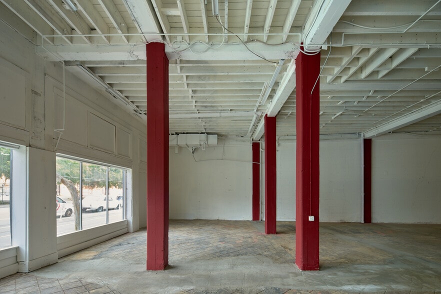 1585 Folsom St, San Francisco, CA for sale - Interior Photo - Image 2 of 12