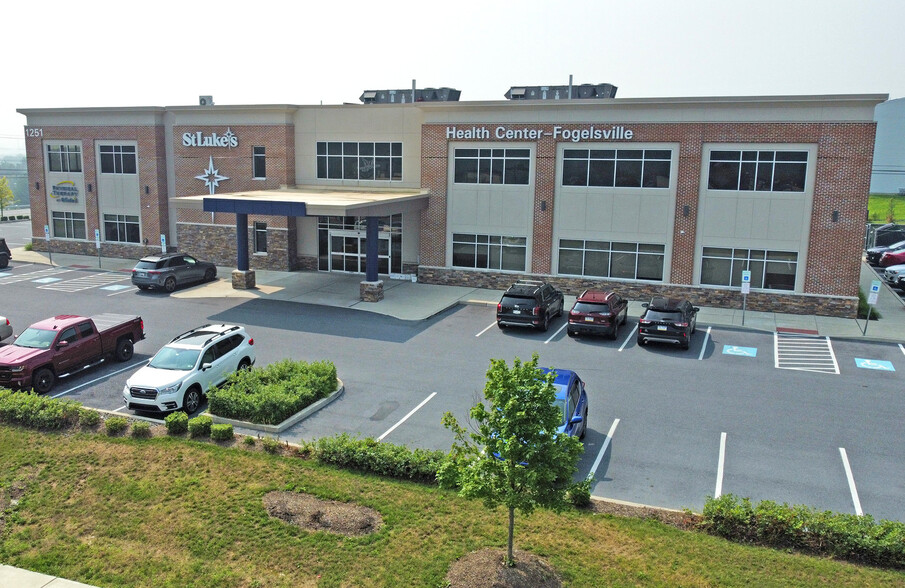 1251 Turnstone Dr, Fogelsville, PA for lease - Building Photo - Image 3 of 5