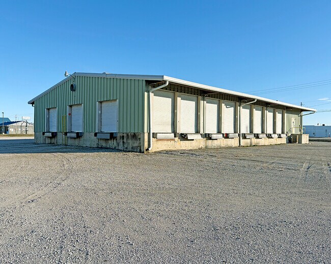 More details for 2001 W Mitchell St, Salem, IL - Industrial for Sale