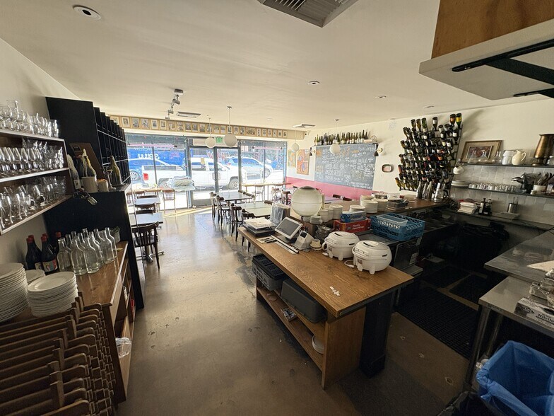 713 N Virgil Ave, Los Angeles, CA à vendre - Photo intérieure - Image 3 de 7