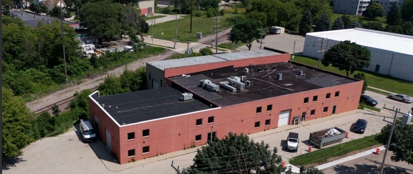 3770 S Pennsylvania Ave, Saint Francis, WI à vendre - Aérien - Image 2 de 3