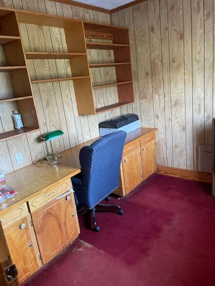 1205 Masonic Dr, Shelby, NC for sale - Interior Photo - Image 2 of 19