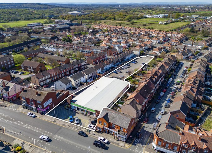 83-85 Wallasey Vlg, Wallasey à vendre - Photo principale - Image 1 de 3