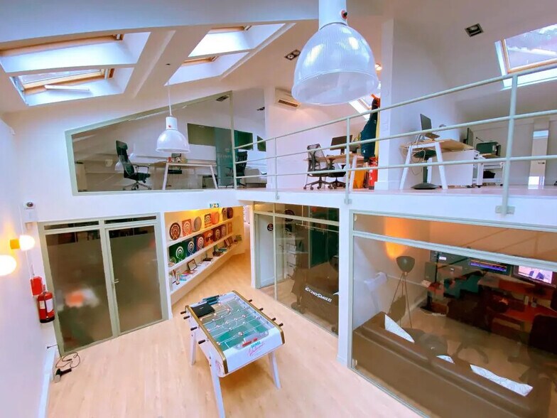 Bureau dans Boulogne-Billancourt à vendre - Photo du bâtiment - Image 1 de 7