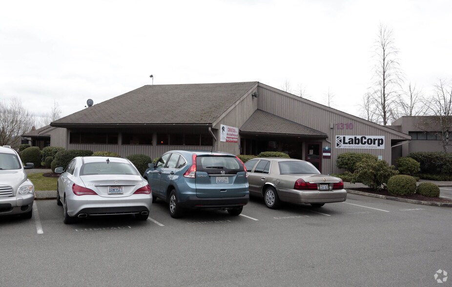 1310 116th Ave NE, Bellevue, WA à vendre - Photo principale - Image 1 de 10