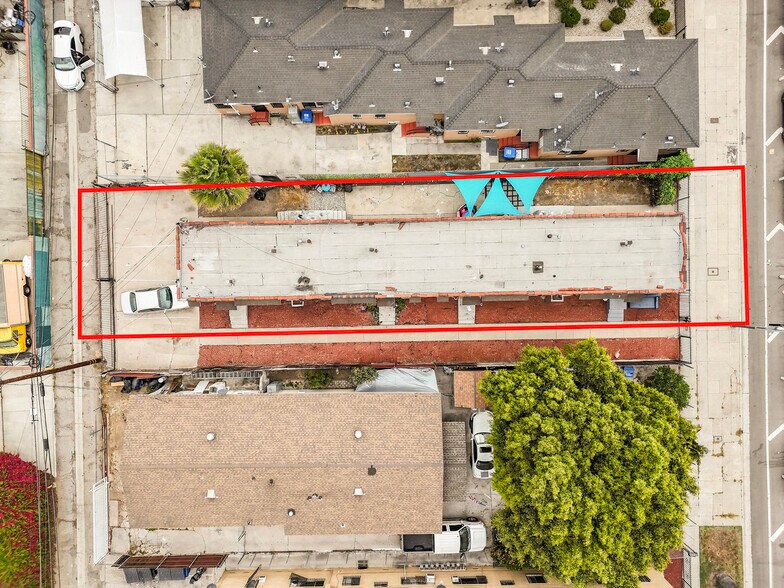 10712 S Broadway, Los Angeles, CA à vendre - Photo du bâtiment - Image 3 de 9