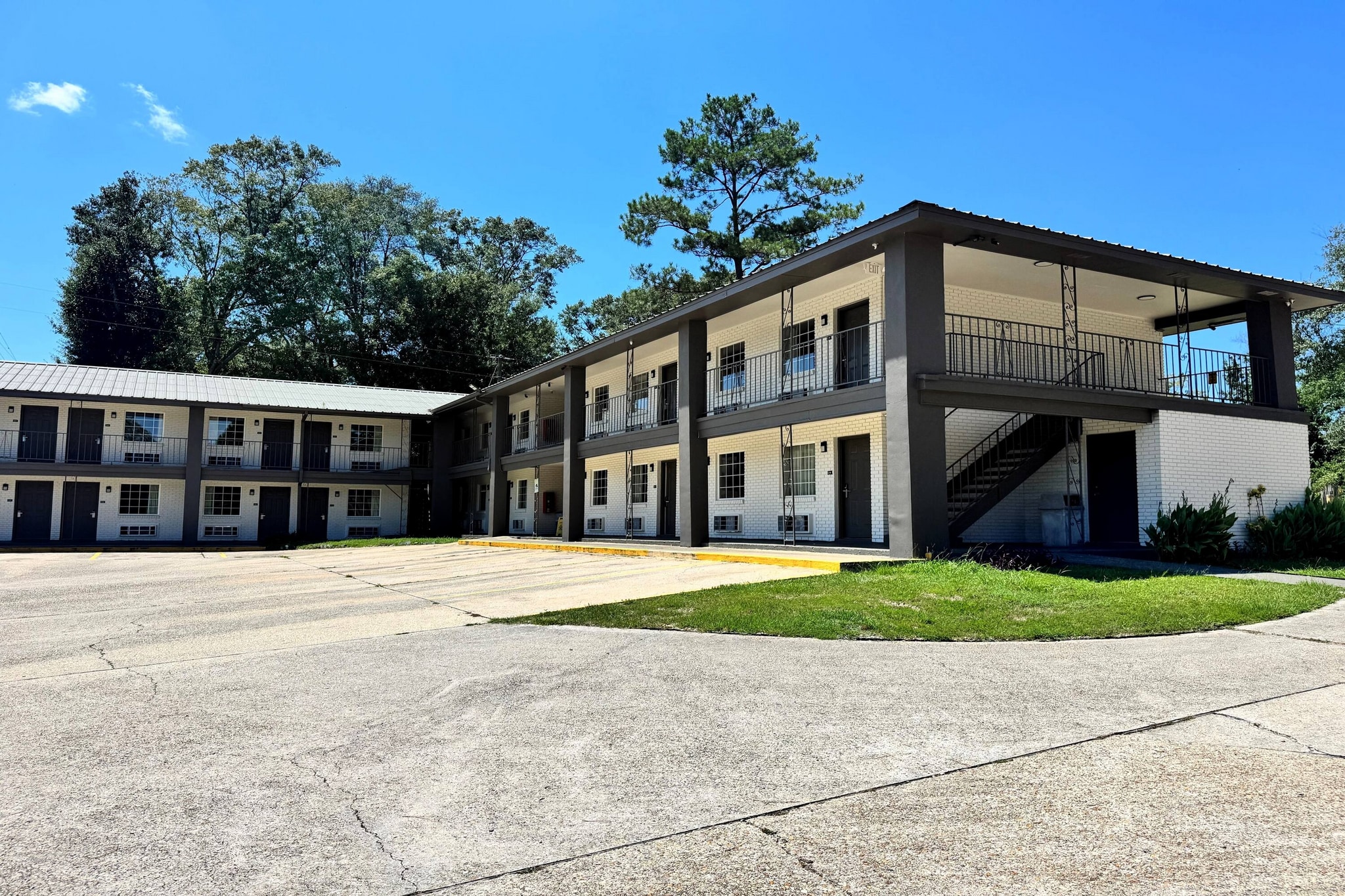 999 Cooper Rd, Picayune, MS à vendre Photo du bâtiment- Image 1 de 11