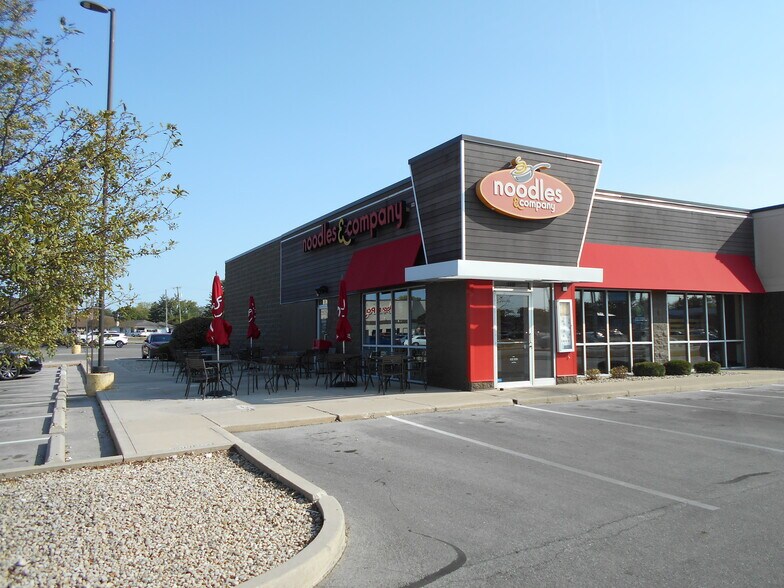 1500 W McGalliard Rd, Muncie, IN à louer - Photo du bâtiment - Image 2 de 6