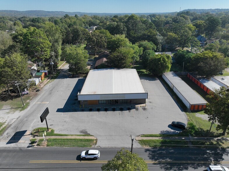 858 N Central Ave, Batesville, AR à vendre - Photo du bâtiment - Image 2 de 9