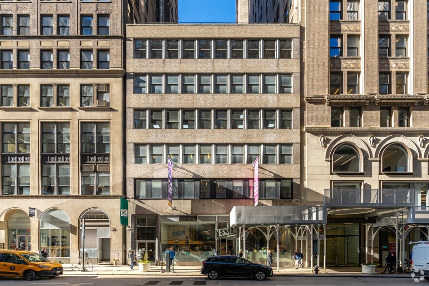 290 Madison Ave, New York, NY for lease - Primary Photo - Image 3 of 7