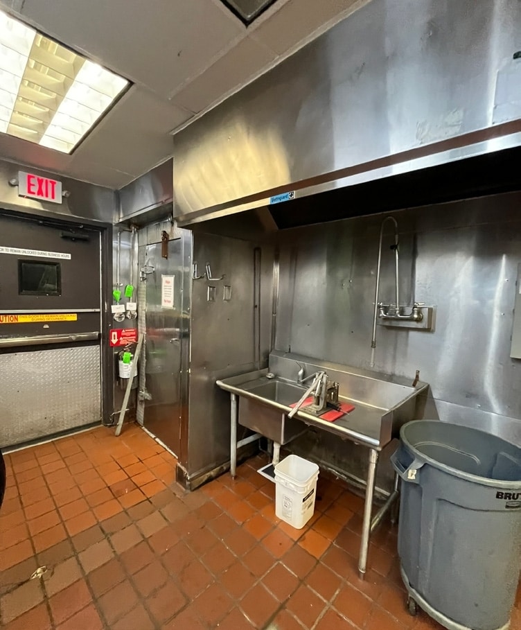 10510 Northwest Fwy, Houston, TX à louer Photo intérieure- Image 1 de 7