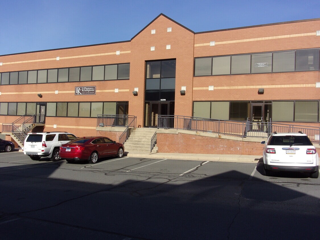 46396 Benedict Dr, Sterling, VA for lease Primary Photo- Image 1 of 17