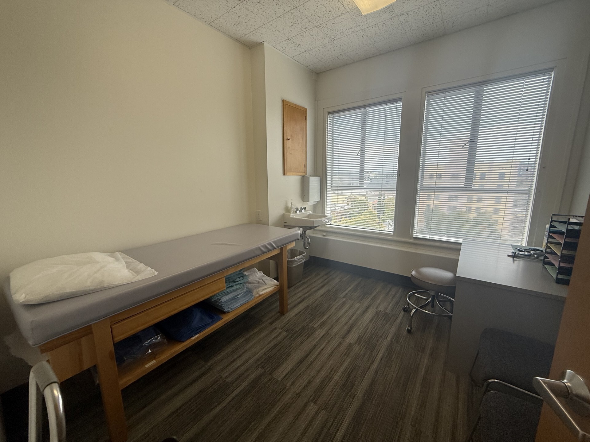 132 E Broadway, Eugene, OR à louer Photo intérieure- Image 1 de 5