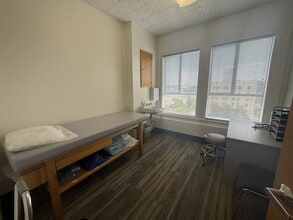 132 E Broadway, Eugene, OR à louer Photo intérieure- Image 1 de 5